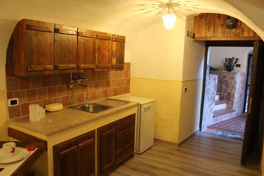 La Giada Bed & Breakfast ติโวลี ภายนอก รูปภาพ