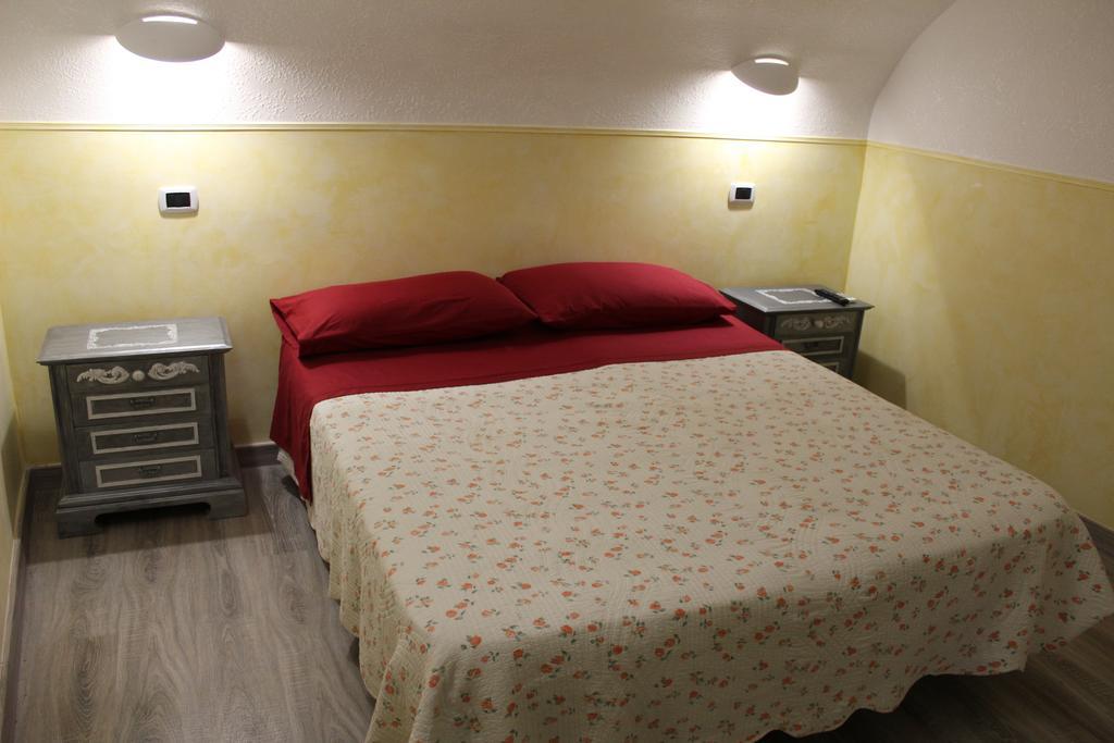 La Giada Bed & Breakfast ติโวลี ภายนอก รูปภาพ